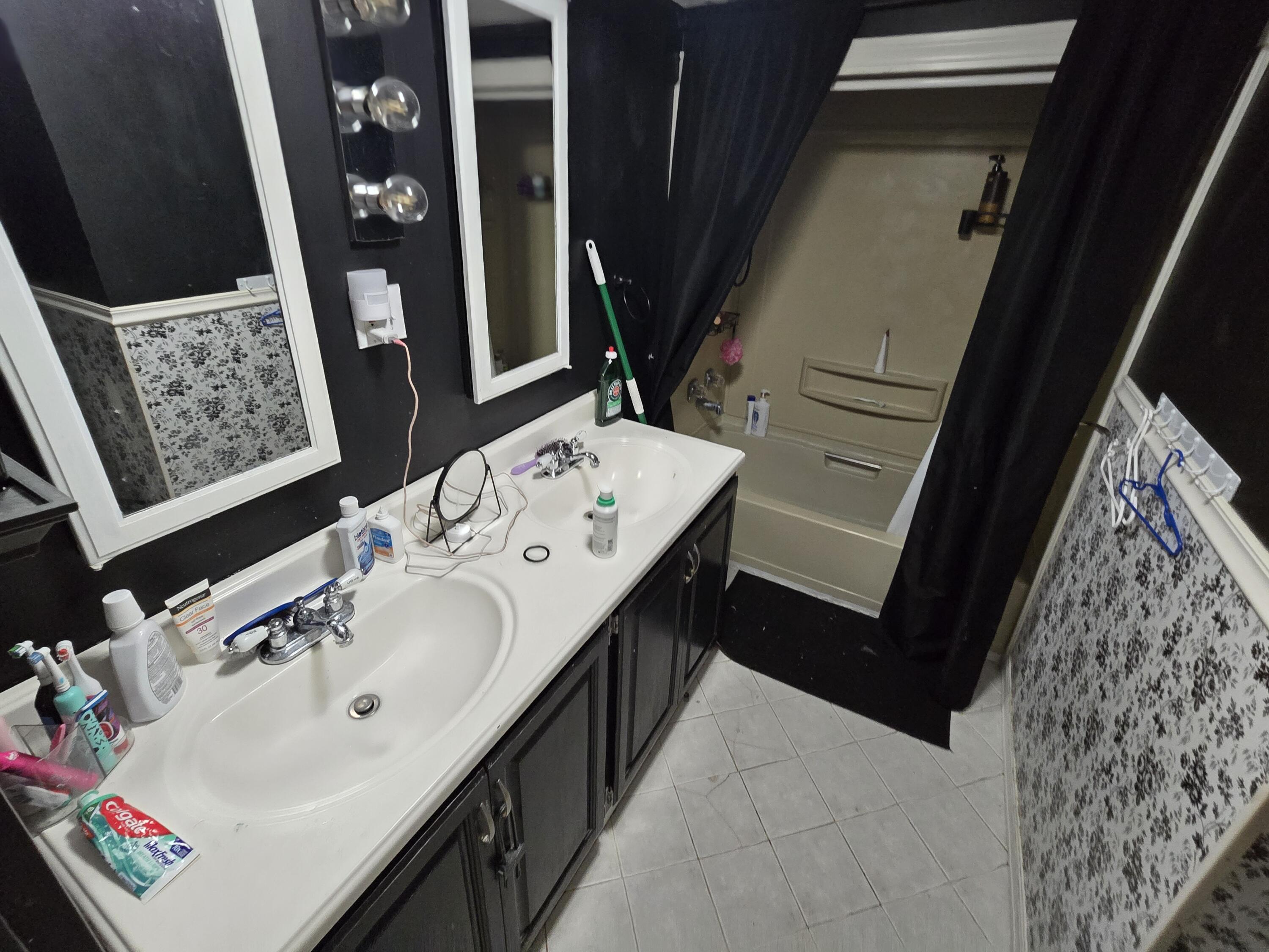 583 Odlin Road Bangor, ME 04401 - Photo 21 of 31 20250403_143120