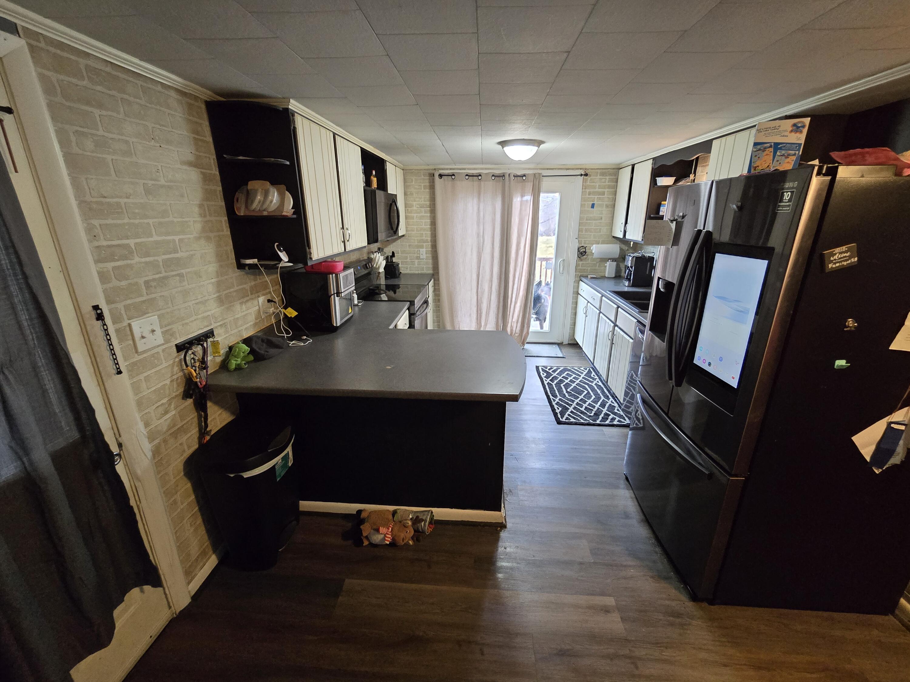 583 Odlin Road Bangor, ME 04401 - Photo 5 of 31 20250403_142714