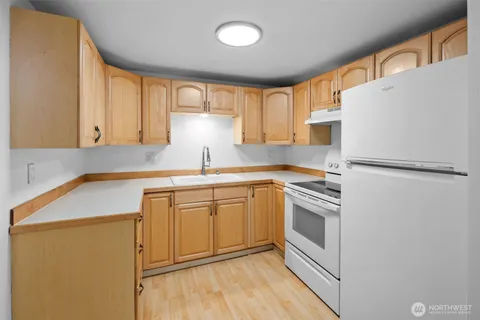 $329,000 | 3834 175th Avenue Northeast, Unit 22, Redmond, WA 98052