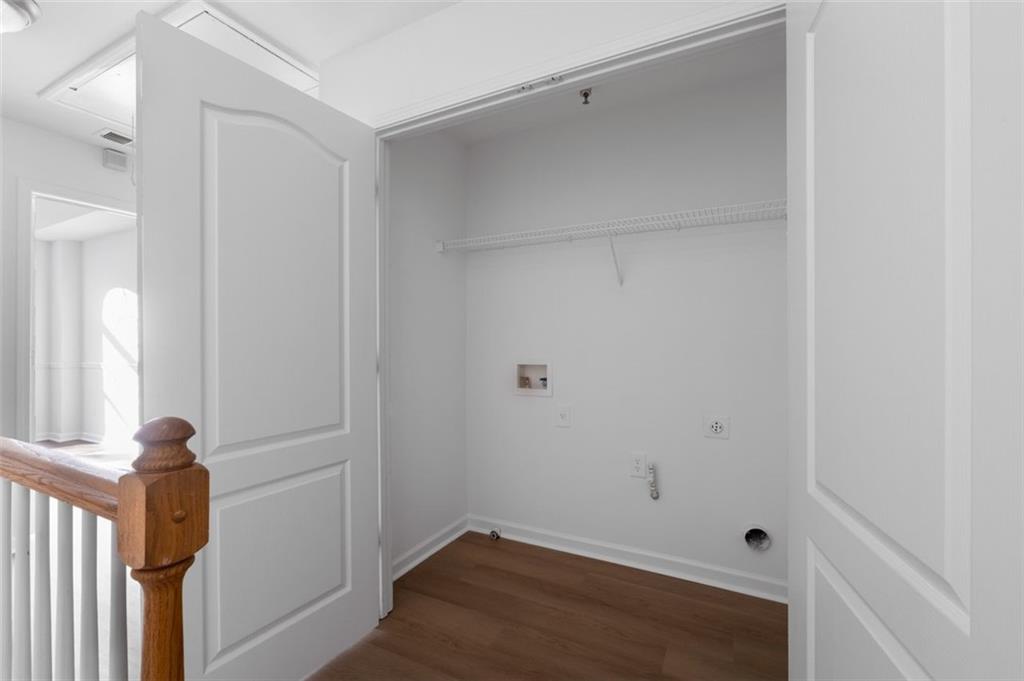 1270 Harris Commons Place Roswell, GA 30076 - Photo 17 of 21