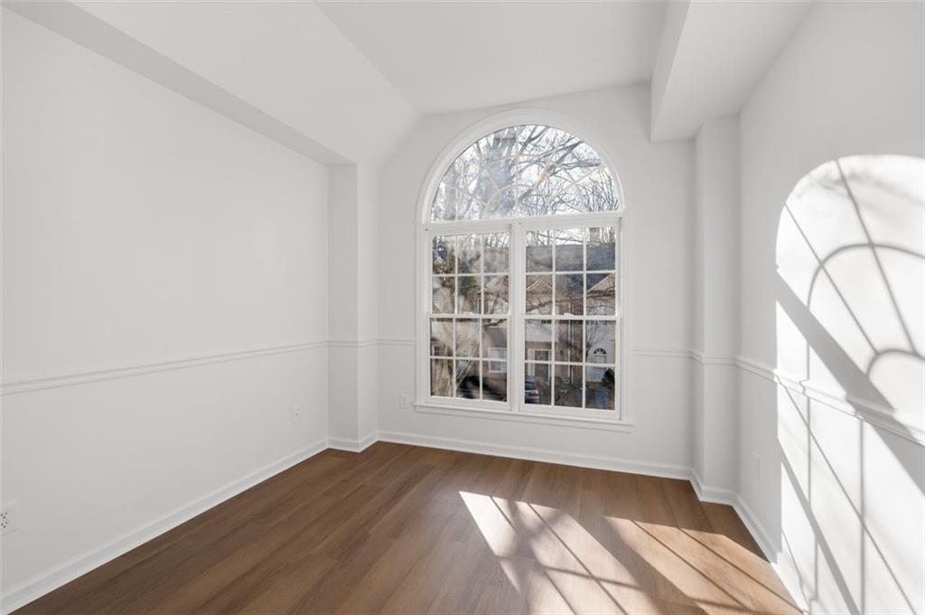 1270 Harris Commons Place Roswell, GA 30076 - Photo 18 of 21