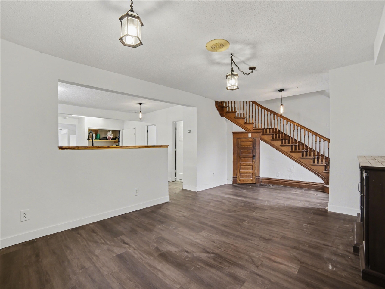523 East Main Street Hart, MI 49420 - Photo 6 of 27
