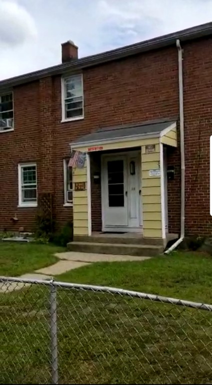 33-39 Cameron Street Springfield, MA 01104 - Photo 3 of 6 Gallery Image 3