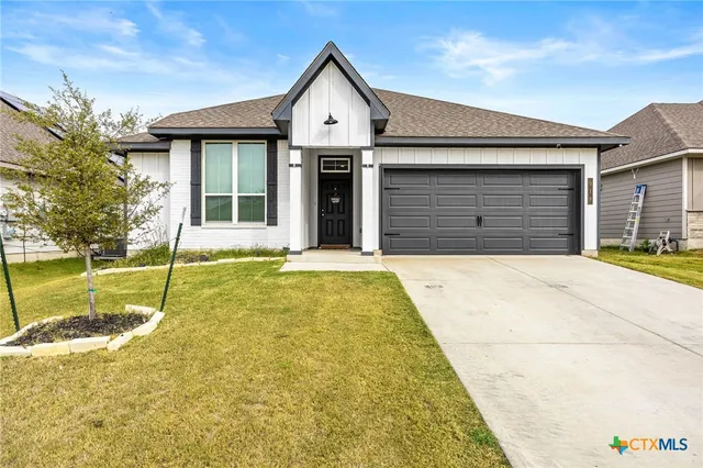 $1,750 | 918 James Parker Circle, Killeen, TX 76542