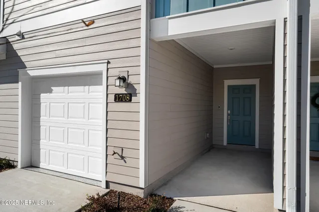 $2,225 | 1708 Garden Grove Court, Jacksonville, FL 32277