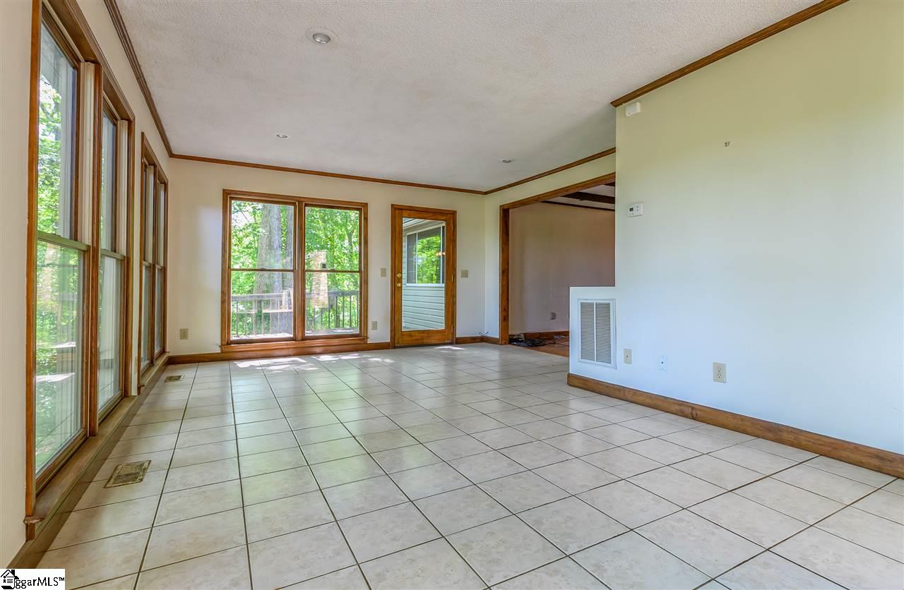 313 Shelton Road Travelers Rest, SC 29690 - Photo 11 of 30