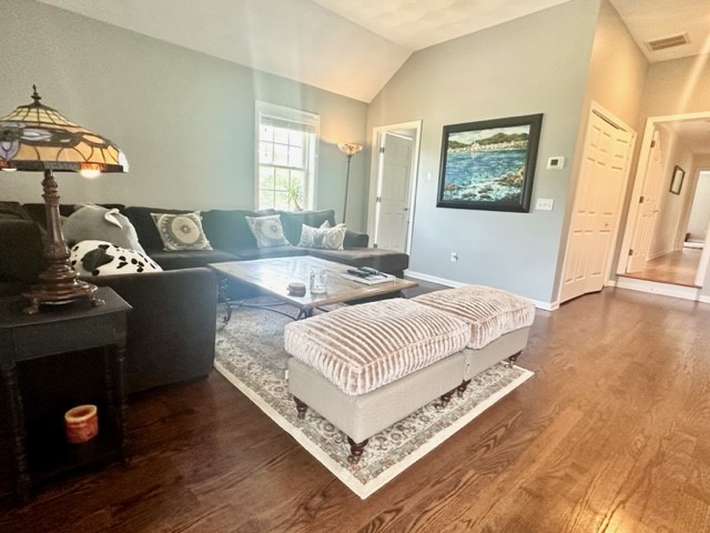 274 Fenner Hill Road Hopkinton, RI 02832 - Photo 5 of 20