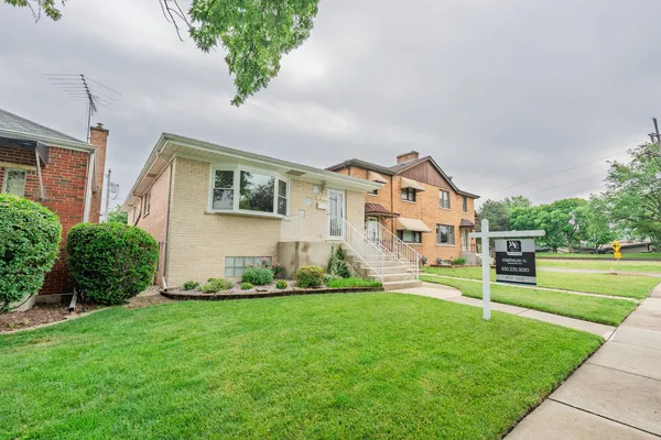 $495,000 | 2359 Burr Oak Avenue, Riverside, IL 60546