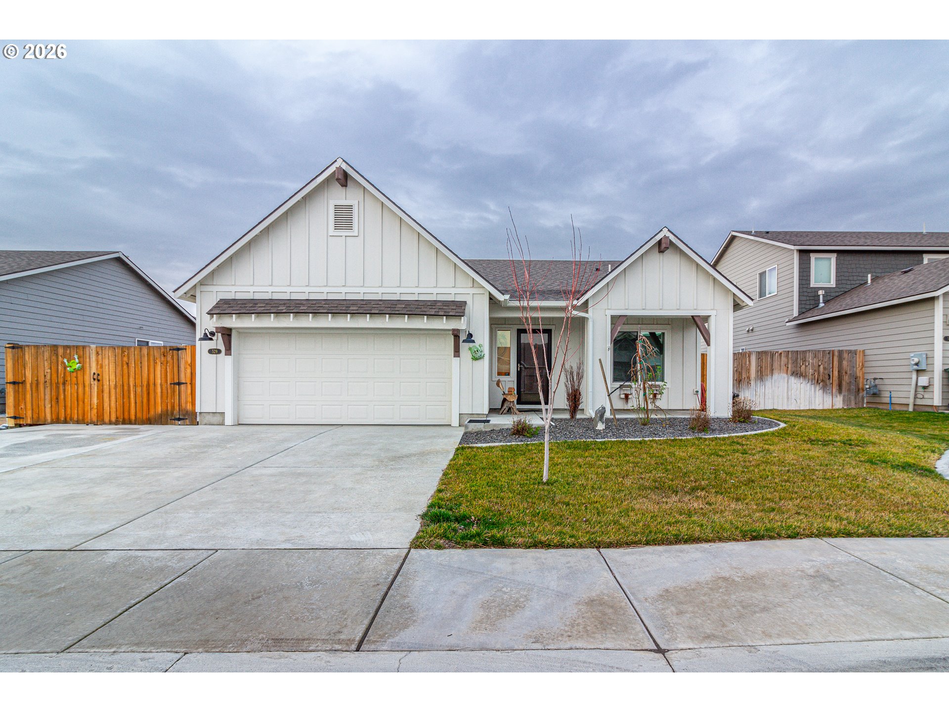 a view of a house with garden