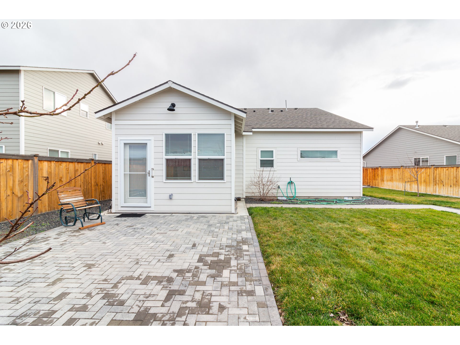 529 East Legacy Avenue Hermiston, OR 97838 - Photo 26 of 30 a front view of a house with a yard