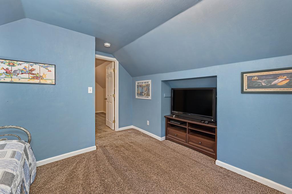 6252 Pony Express Trail Pollock Pines, CA 95726 - Photo 29 of 43 a view of livingroom with furniture