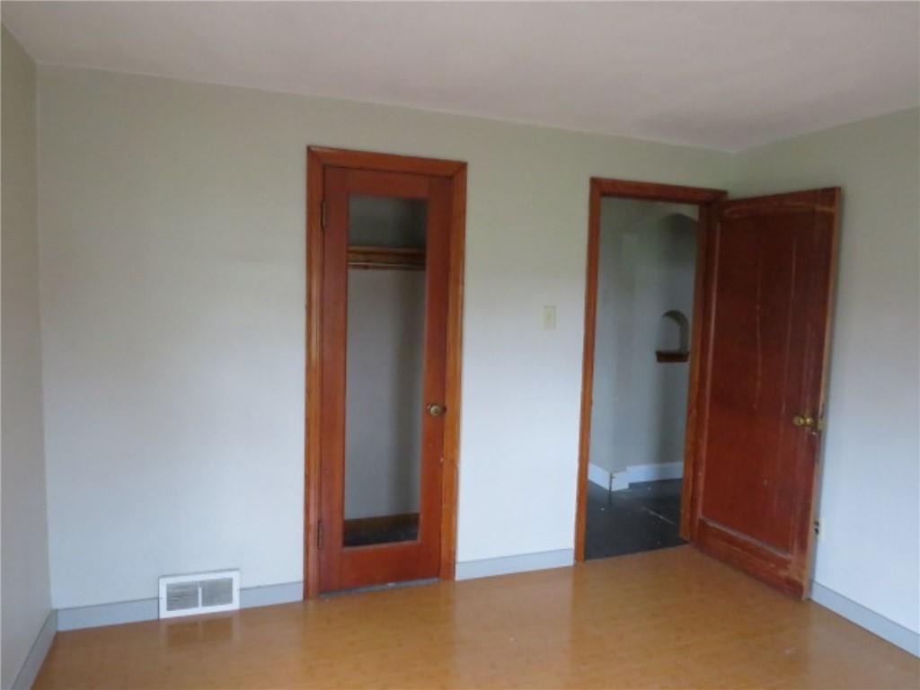 1878 Bakerstown Road Tarentum, PA 15084 - Photo 15 of 29