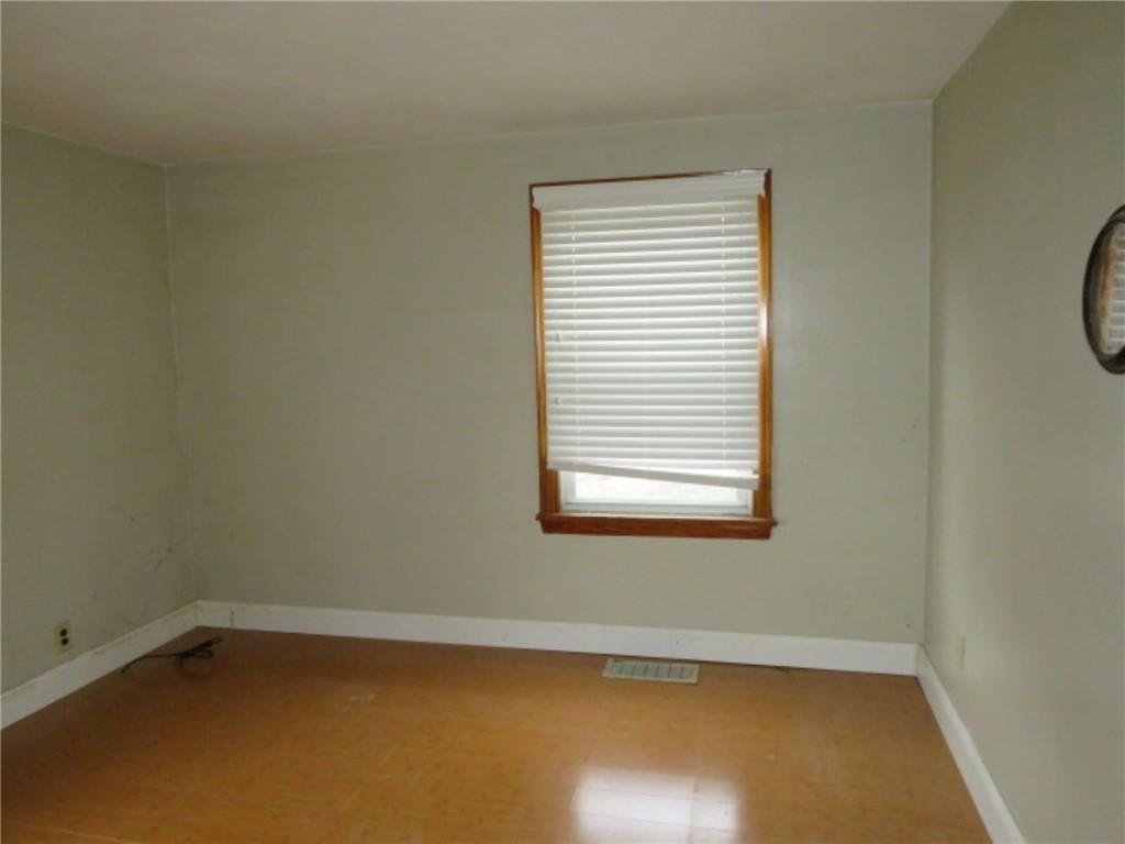 1878 Bakerstown Road Tarentum, PA 15084 - Photo 18 of 29