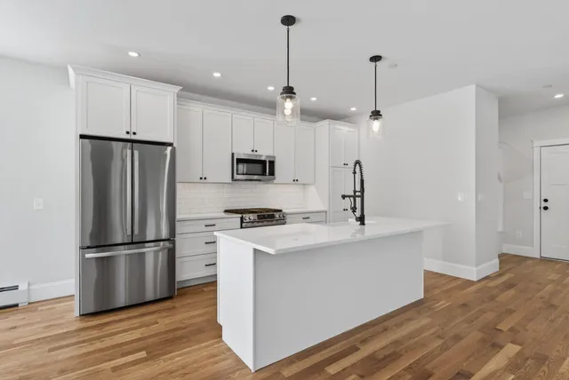 $749,900 | 67 Brandy Lane, Portland, ME 04103