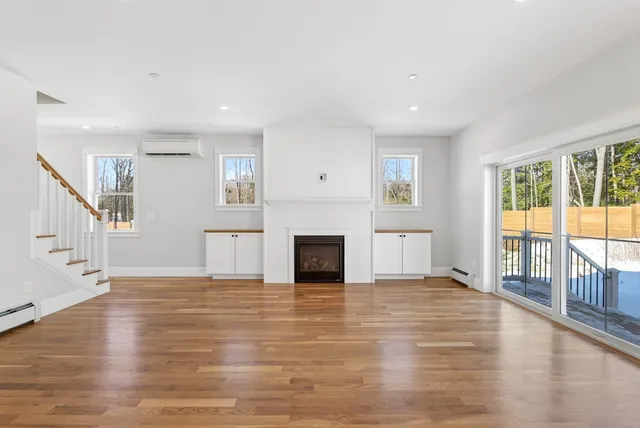 $749,900 | 67 Brandy Lane, Portland, ME 04103