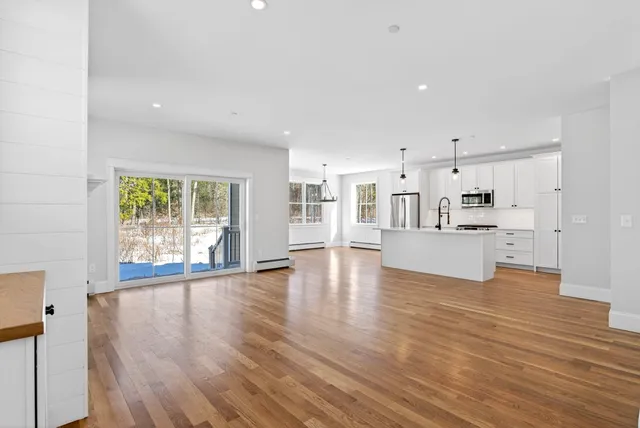 $749,900 | 67 Brandy Lane, Portland, ME 04103