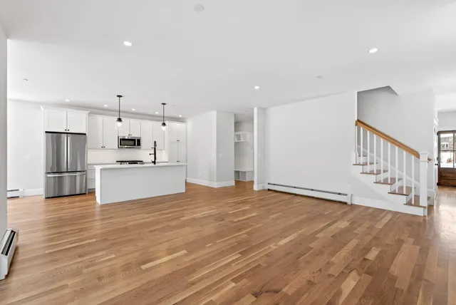 $749,900 | 67 Brandy Lane, Portland, ME 04103