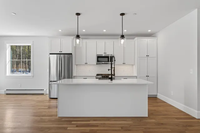 $749,900 | 67 Brandy Lane, Portland, ME 04103