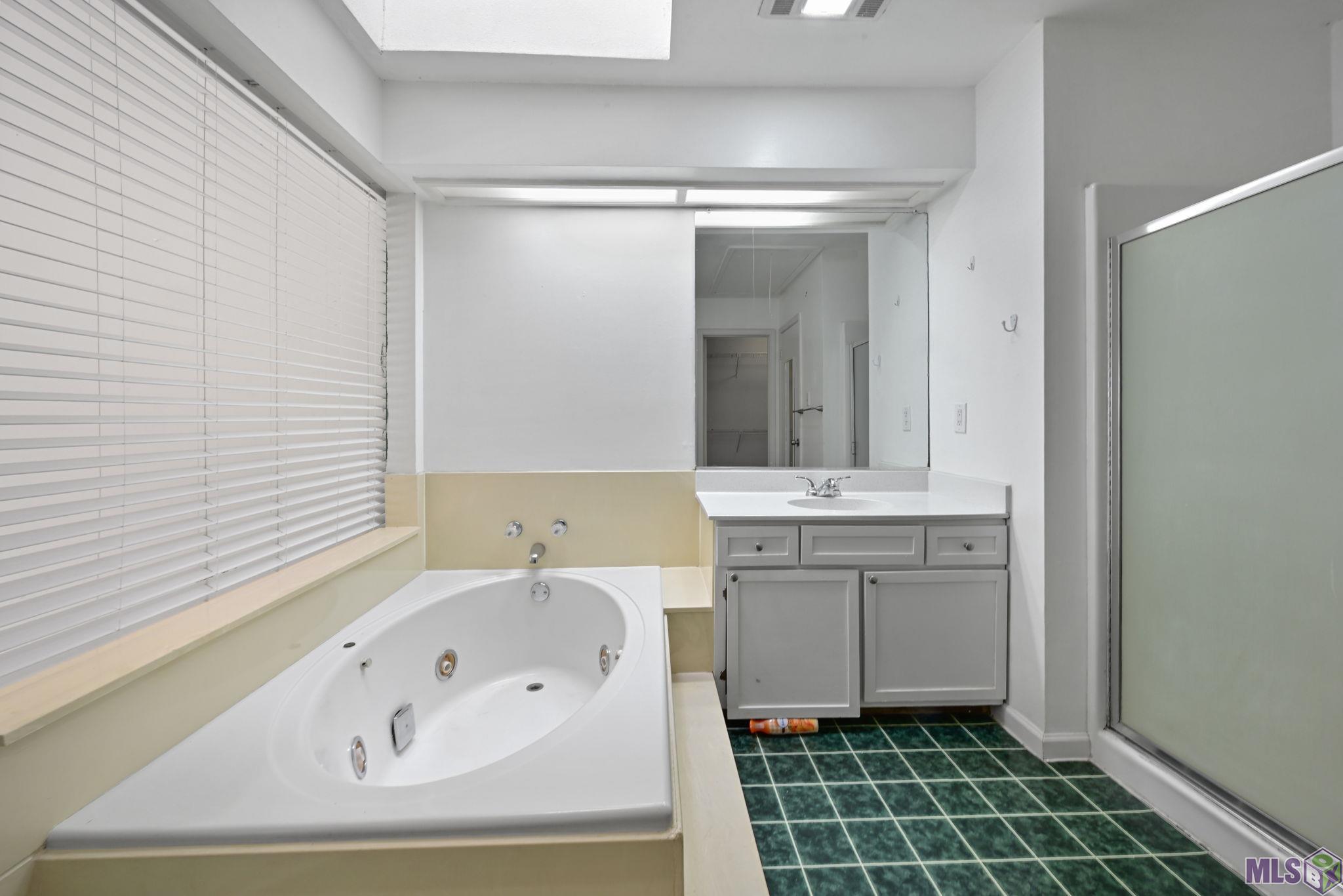 8508 Summa Avenue, Unit P9 Baton Rouge, LA 70809 - Photo 9 of 10