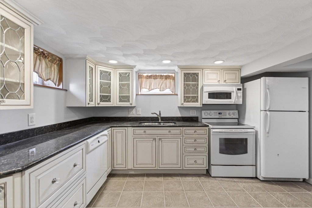 2 Herrick Road Peabody, MA 01960 - Photo 27 of 42