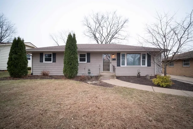 $185,000 | 3717 Connecticut Drive, Rockford, IL 61108