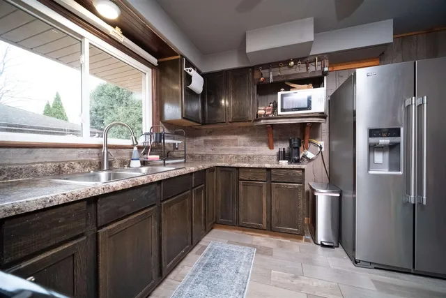 $185,000 | 3717 Connecticut Drive, Rockford, IL 61108