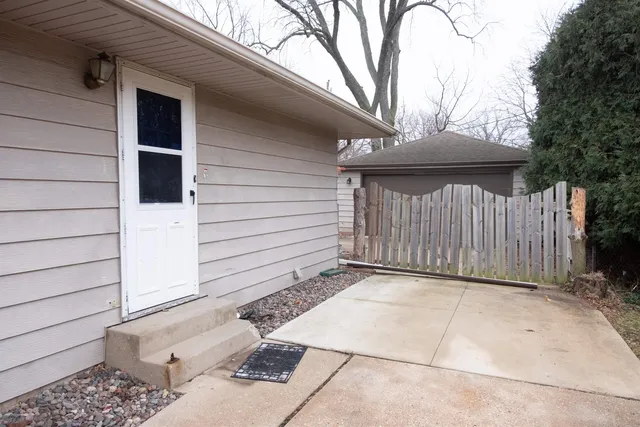 $185,000 | 3717 Connecticut Drive, Rockford, IL 61108