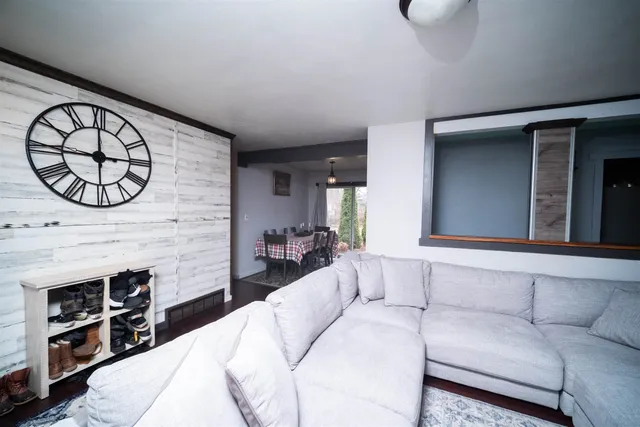 $185,000 | 3717 Connecticut Drive, Rockford, IL 61108