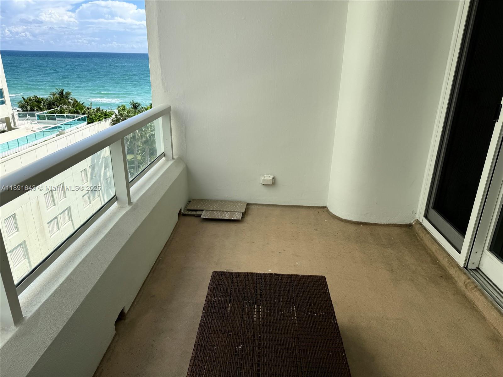 5005 Collins Avenue, Unit 823 Miami Beach, FL 33140 - Photo 17 of 34