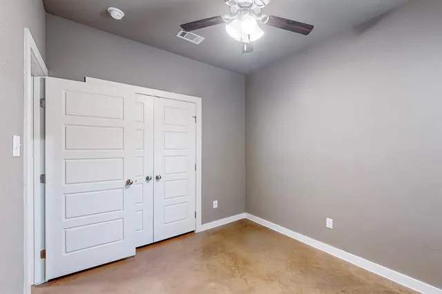 an empty room with a empty space