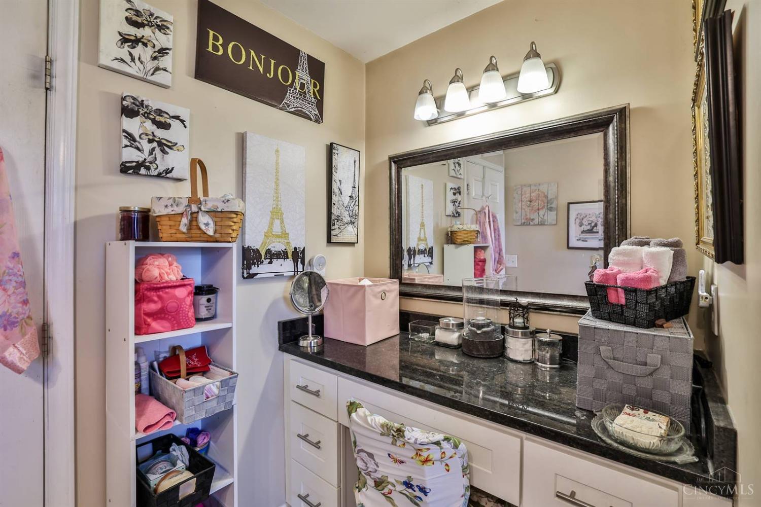 9852 Weik Road Cincinnati, OH 45252 - Photo 22 of 23 Gallery Image 22
