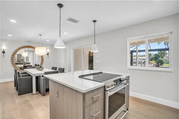 $1,538,500 | 23 Palmview Boulevard, Fort Myers Beach, FL 33931