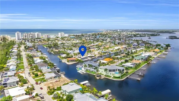 $1,538,500 | 23 Palmview Boulevard, Fort Myers Beach, FL 33931