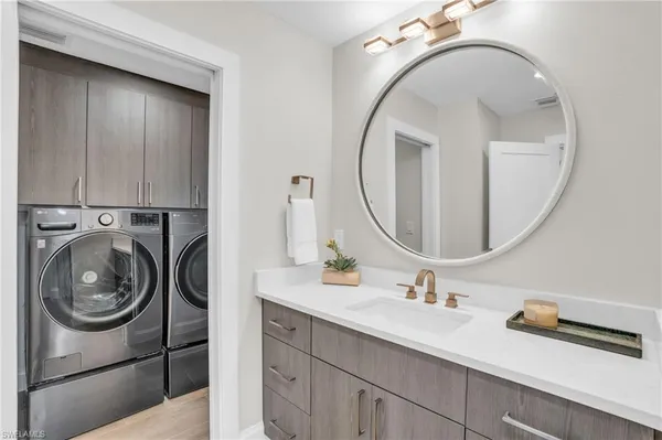 $1,538,500 | 23 Palmview Boulevard, Fort Myers Beach, FL 33931