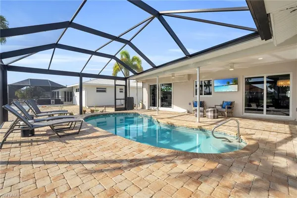 $1,538,500 | 23 Palmview Boulevard, Fort Myers Beach, FL 33931