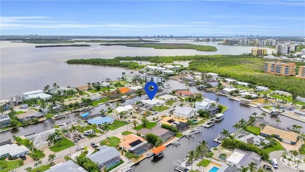 $1,538,500 | 23 Palmview Boulevard, Fort Myers Beach, FL 33931