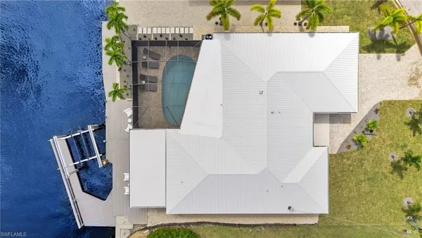 $1,538,500 | 23 Palmview Boulevard, Fort Myers Beach, FL 33931