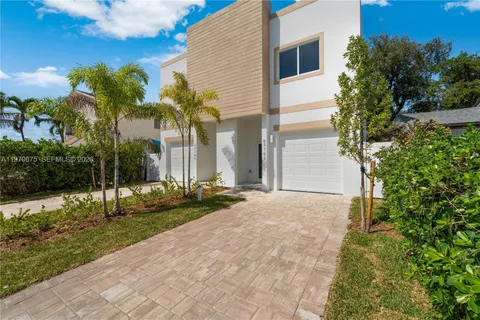 $890,000 | 4789 Northwest 1st Street, Miami, FL 33126