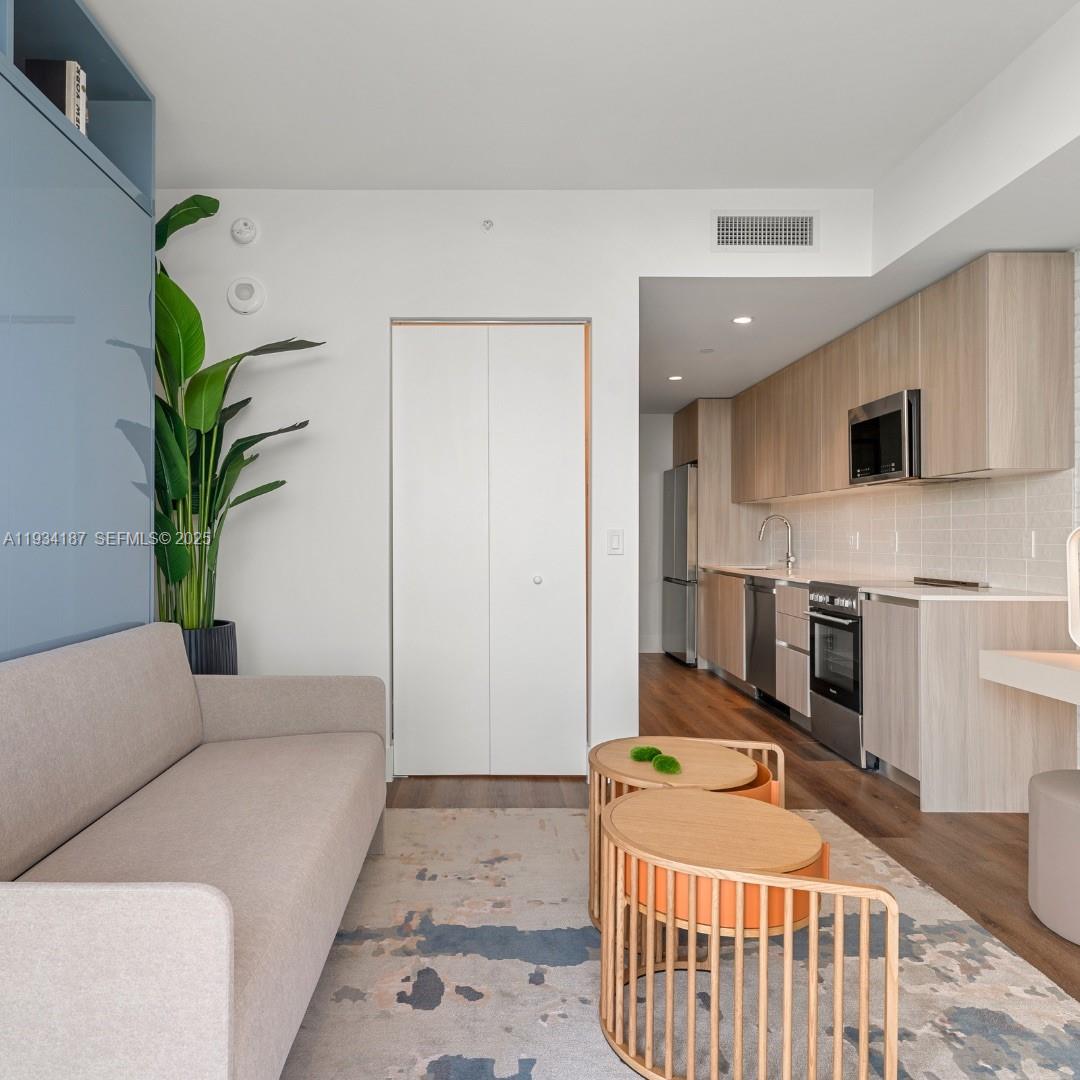 2800 Southwest 27th Terrace, Unit 304 Miami, FL 33133 - Photo 5 of 15 Note