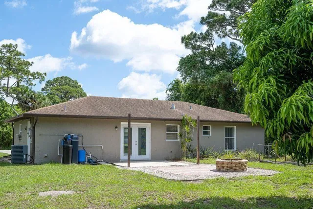 $2,050 | 6705 Brookline Avenue, Fort Pierce, FL 34951