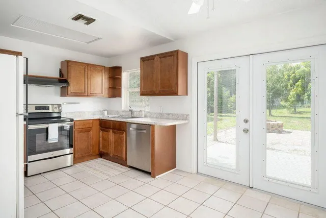 $2,050 | 6705 Brookline Avenue, Fort Pierce, FL 34951