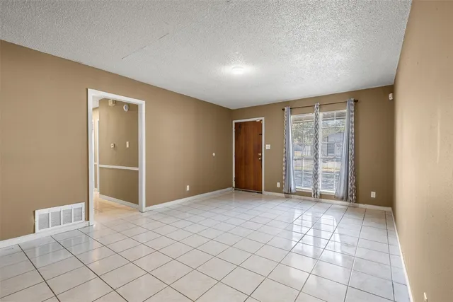 $1,850 | 9407 North Creek Drive, Austin, TX 78753