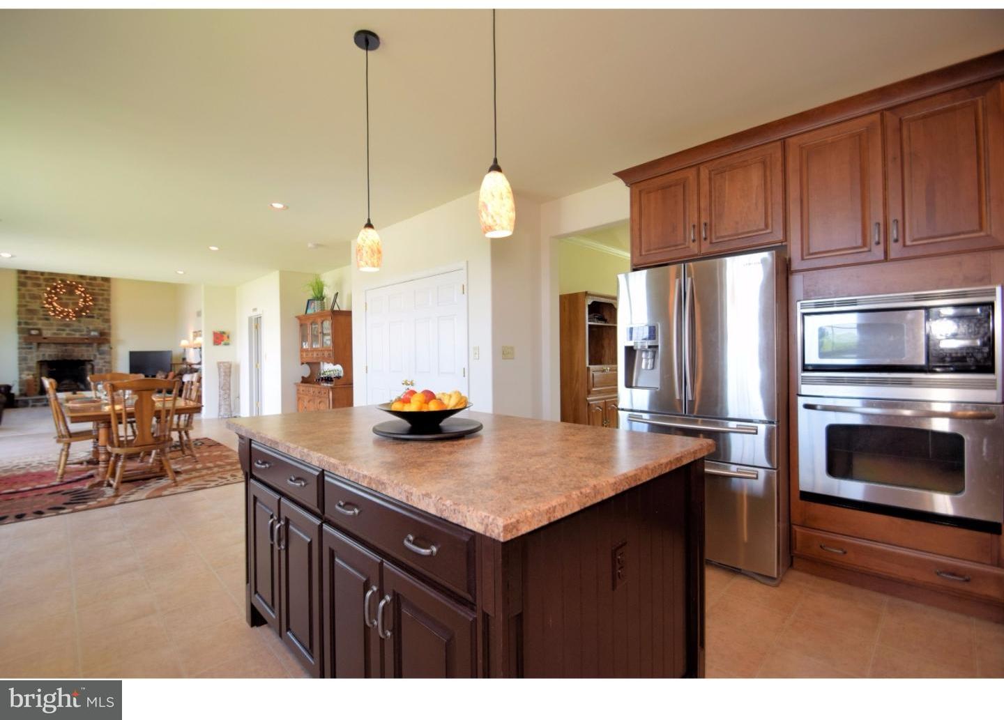 85 Gehringer Road Barto, PA 19504 - Photo 2 of 25 Gallery Image 2