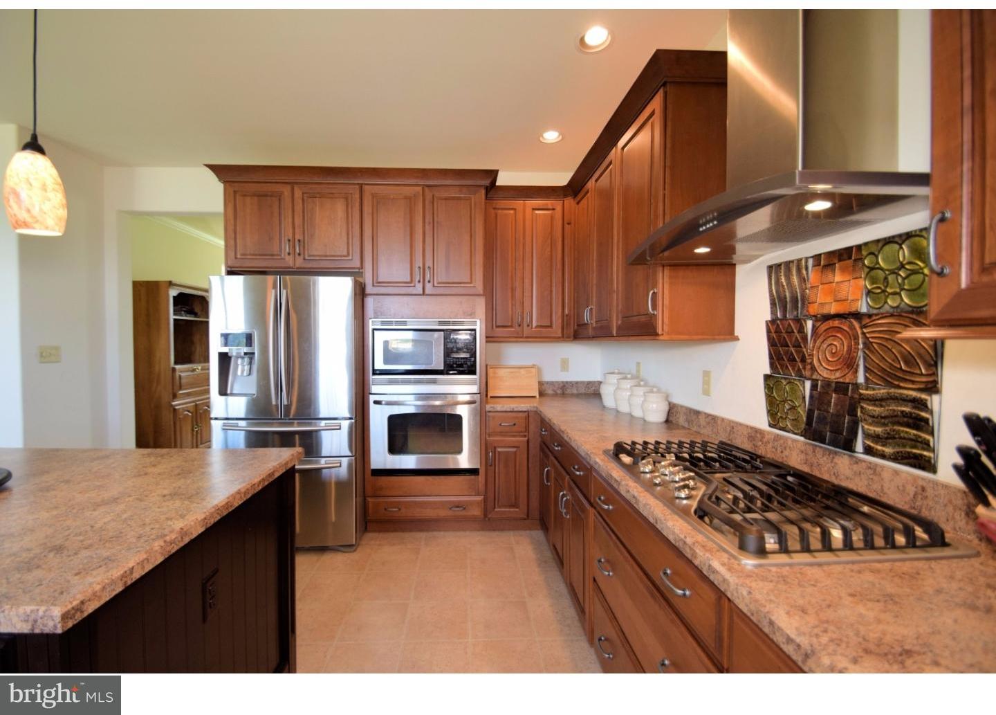 85 Gehringer Road Barto, PA 19504 - Photo 4 of 25 Gallery Image 4