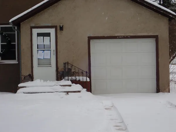 $44,900 | 221 16th Street, Heron Lake, MN 56137