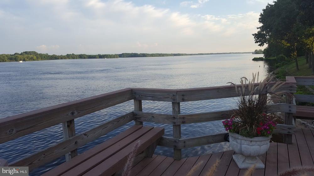 5100 Convent Lane, Unit 101 Philadelphia, PA 19114 - Photo 11 of 13