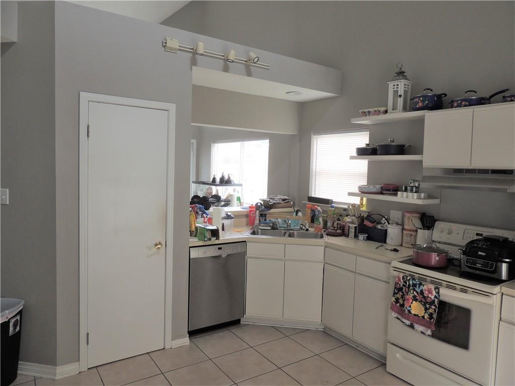 420 West Suncrest Loop Slidell, LA 70458 - Photo 8 of 22