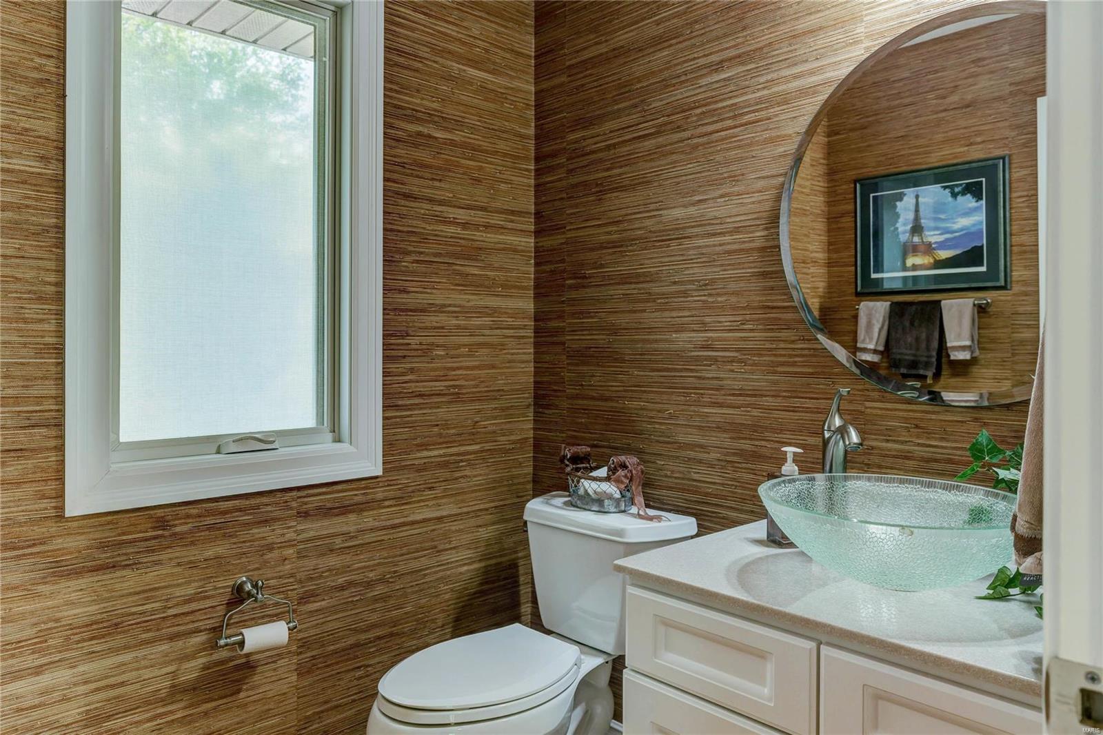 1527 Carman Road Ballwin, MO 63021 - Photo 14 of 49 Gallery Image 14