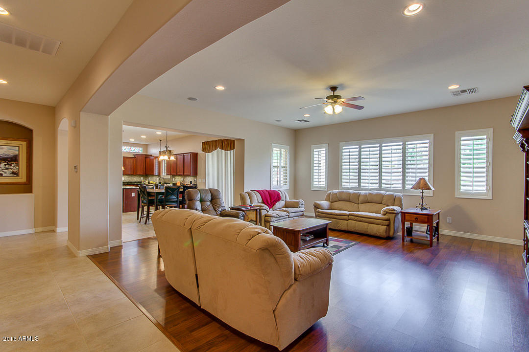 3023 East Warbler Road Gilbert, AZ 85297 - Photo 12 of 69 16-Warbler