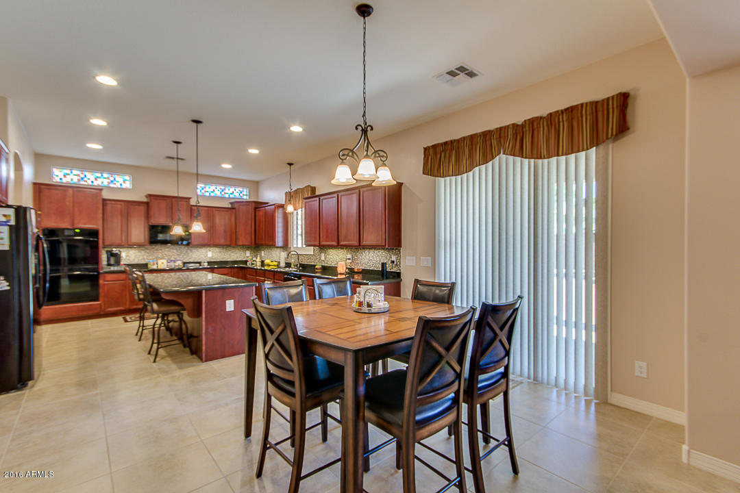 3023 East Warbler Road Gilbert, AZ 85297 - Photo 16 of 69 20-Warbler